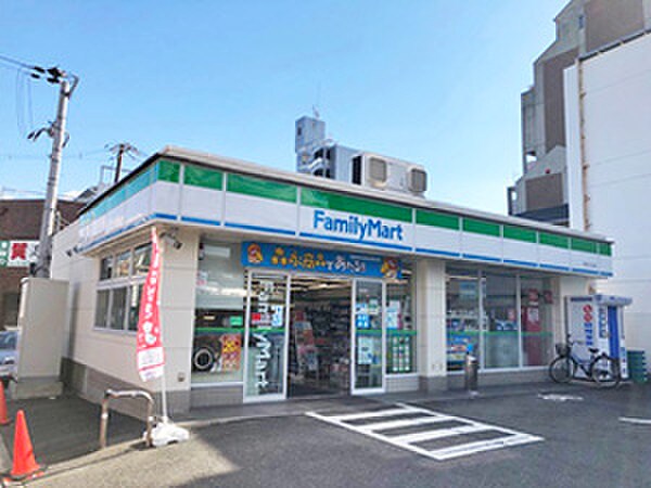 ファミリーマート(コンビニ)まで290m レシオ千里丘