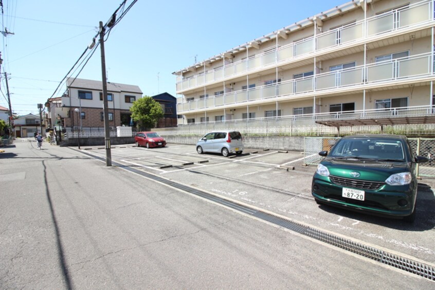 駐車場 クラタス平野