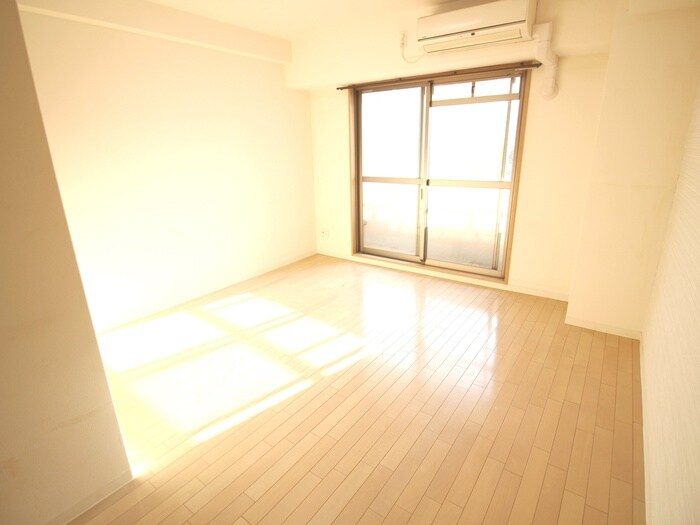 居室 ルミエール新大阪