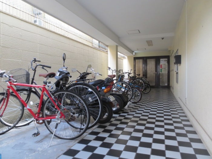 駐輪場 東海マンション