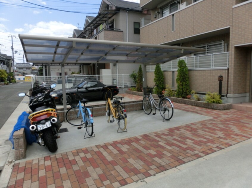 駐輪場 エリチェ青山