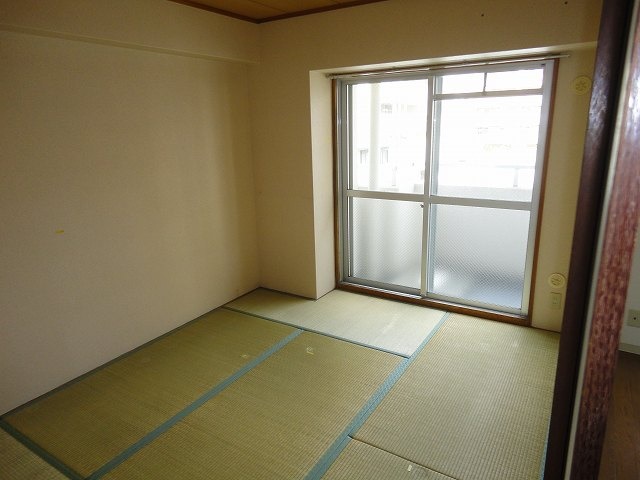居室 フロ－ライト緑地公園