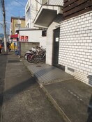 エントランス部分 ロイヤルハイツ一乗寺