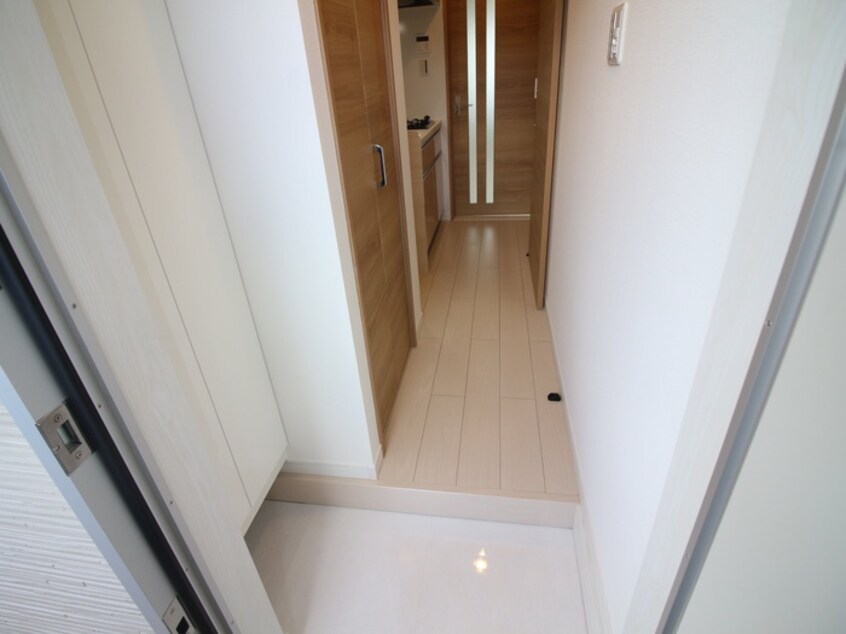 玄関 ソラ－ナメゾン池田天神