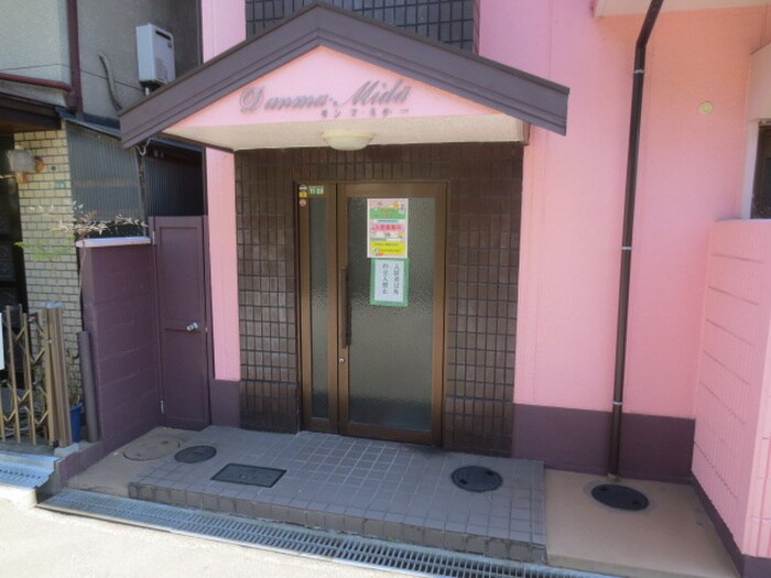 エントランス部分 ダンマミダー