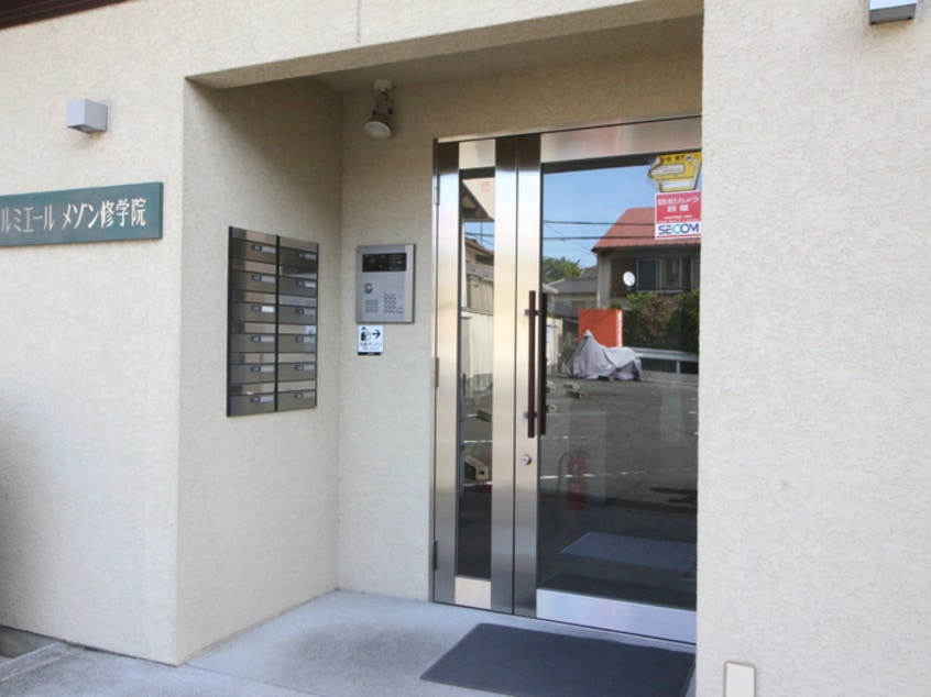 エントランス部分 ルミエールメゾン修学院