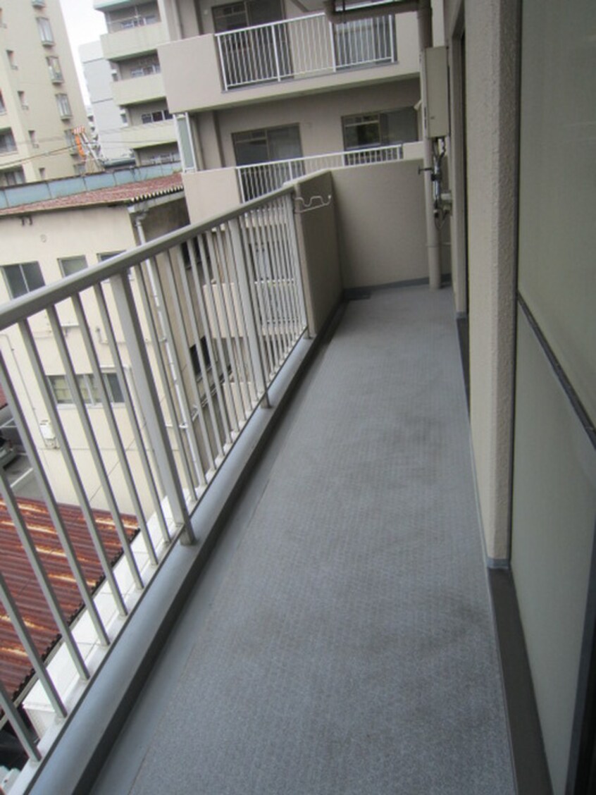 ベランダ・バルコニー アルカディアイン