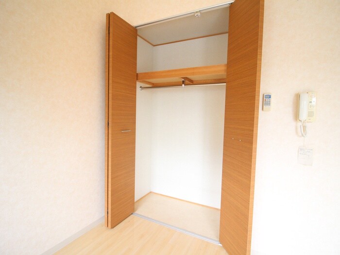 収納 アンビエンテ