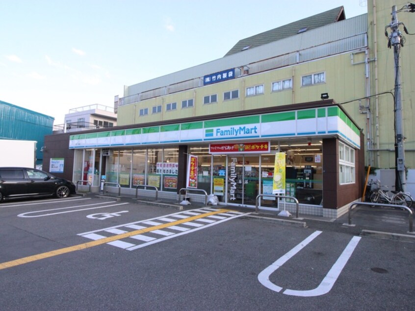 ファミリーマート　門真三ツ島店(コンビニ)まで500m ルナ門真南Ⅱ