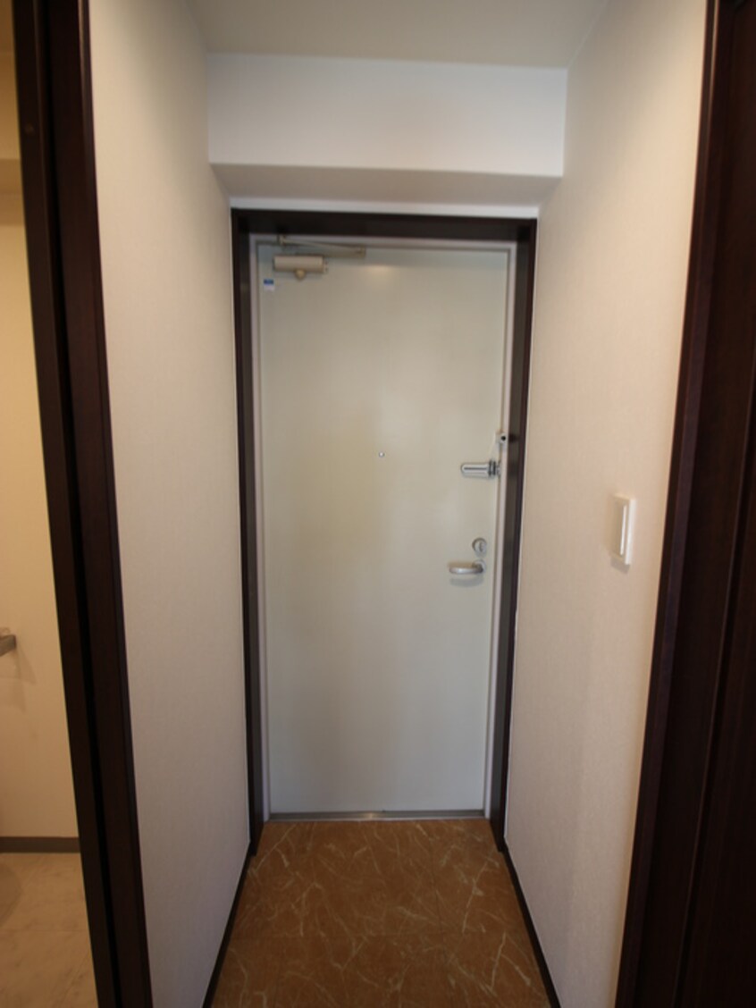 玄関 アクエルド新町