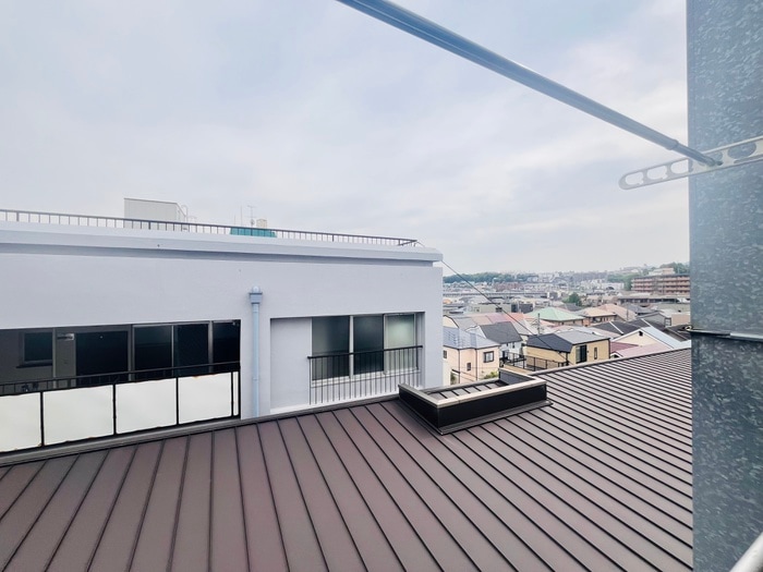 室内からの展望 ニュ－コ－ベビル