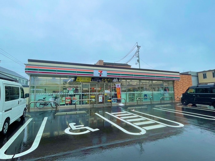 セブンイレブン　花園本町1丁目店(コンビニ)まで500m F asecia AMUZ Ⅱ