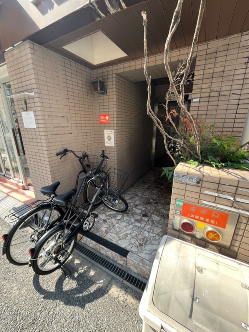 エントランス部分 グローリー上汐