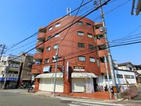 Ｄ＆Ｍビルディング