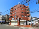 Ｄ＆Ｍビルディング