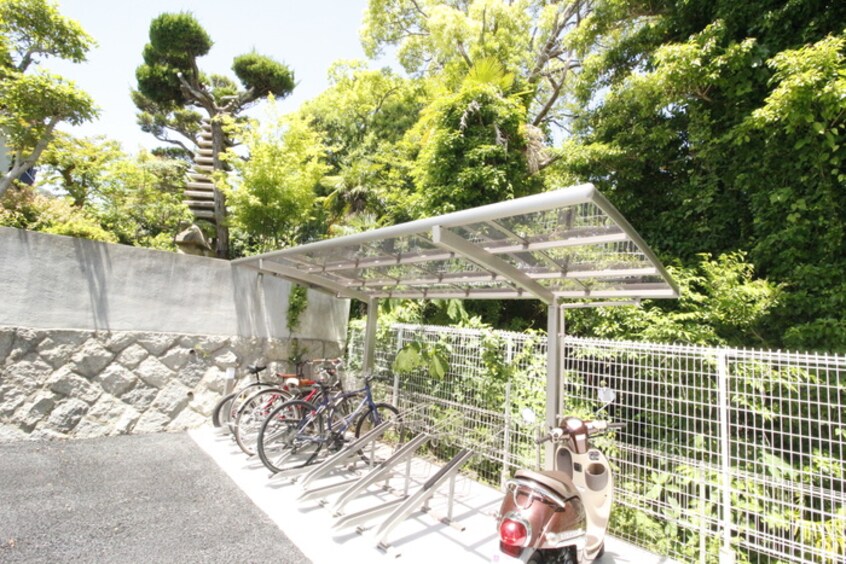 駐輪場 リアン西山町