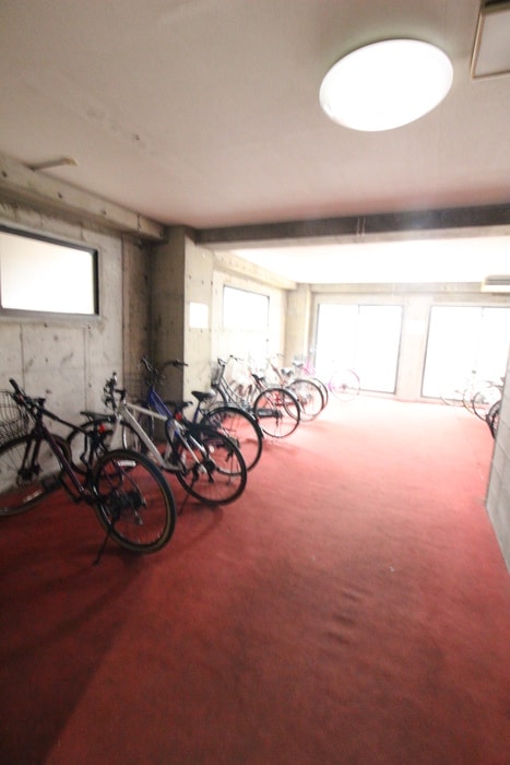 駐輪場 ルミエ－ル天満