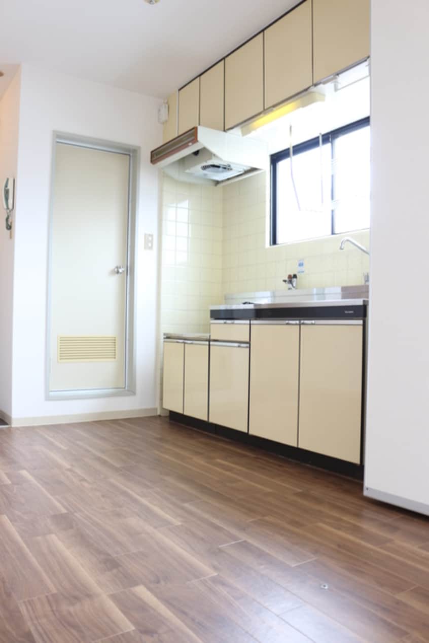 居室 ルミエ－ル天満