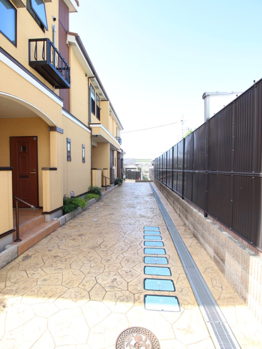 エントランス部分 フレスクーラ