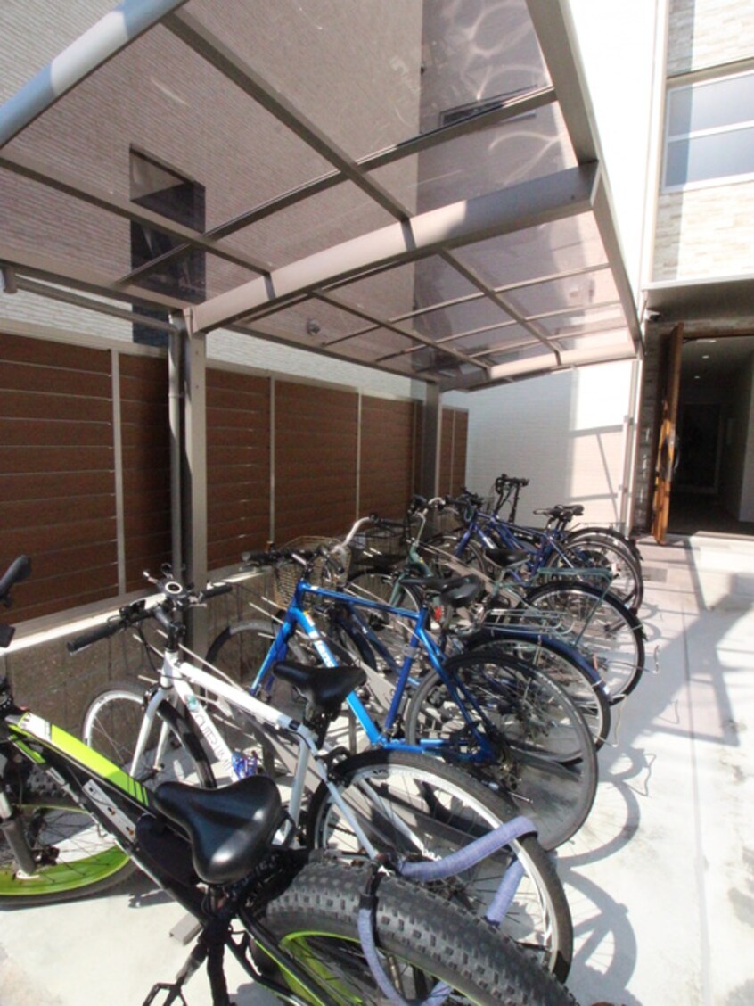 駐輪場 フォレストクリエオーレ朝日町