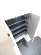 靴箱 LIVIAZ　KITAOSAKA　BREZZA