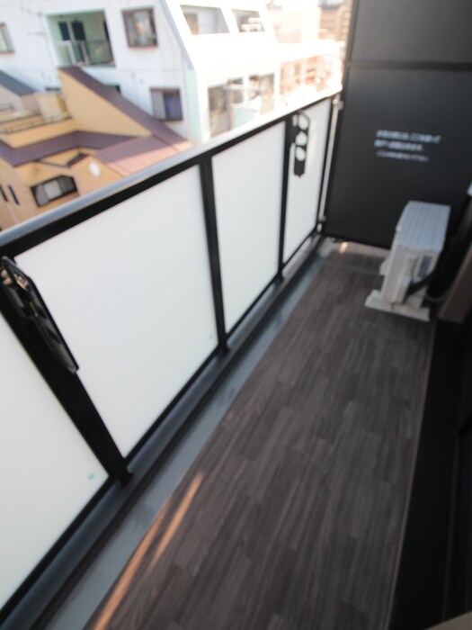 ベランダ・バルコニー LIVIAZ　KITAOSAKA　BREZZA