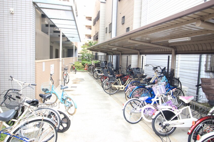 駐輪場 シ－ズモア