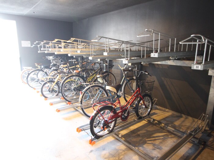 駐輪場 ﾌｧｰｽﾄﾌｨｵｰﾚ天王寺筆ヶ崎ｱｲ(605)