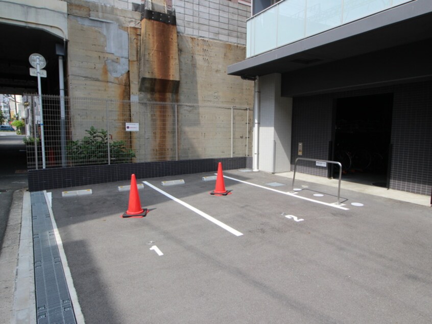 駐車場 ﾌｧｰｽﾄﾌｨｵｰﾚ天王寺筆ヶ崎ｱｲ(605)