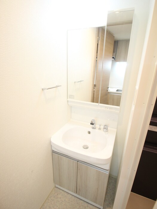 洗面 ﾌｧｰｽﾄﾌｨｵｰﾚ天王寺筆ヶ崎ｱｲ(605)