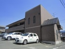 シャルム円山の外観