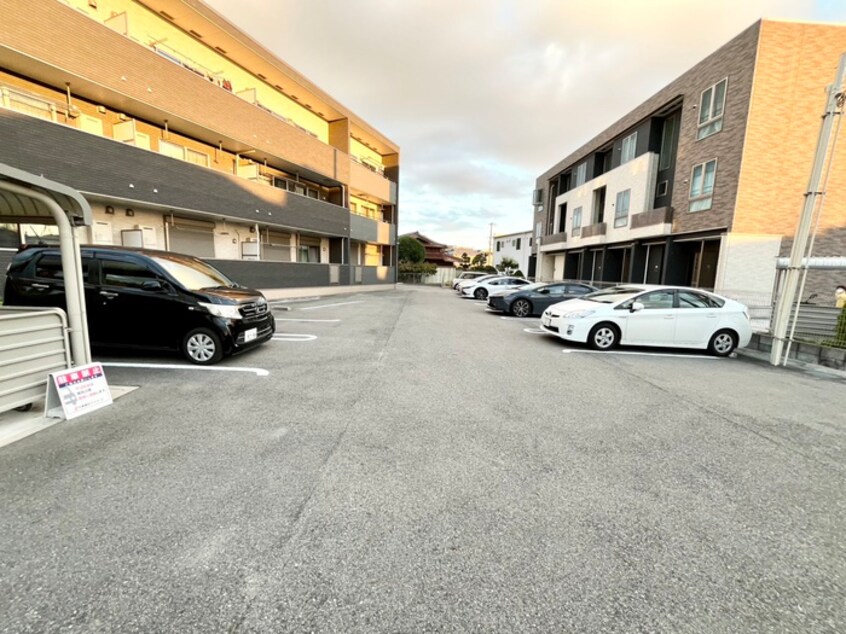 駐車場 ファーストヒルズⅡ