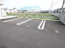 駐車場 R-001