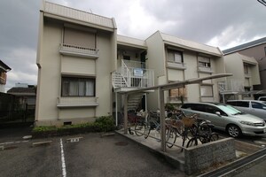 山本ハイツ