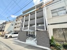 クレドール西大路駅前の外観