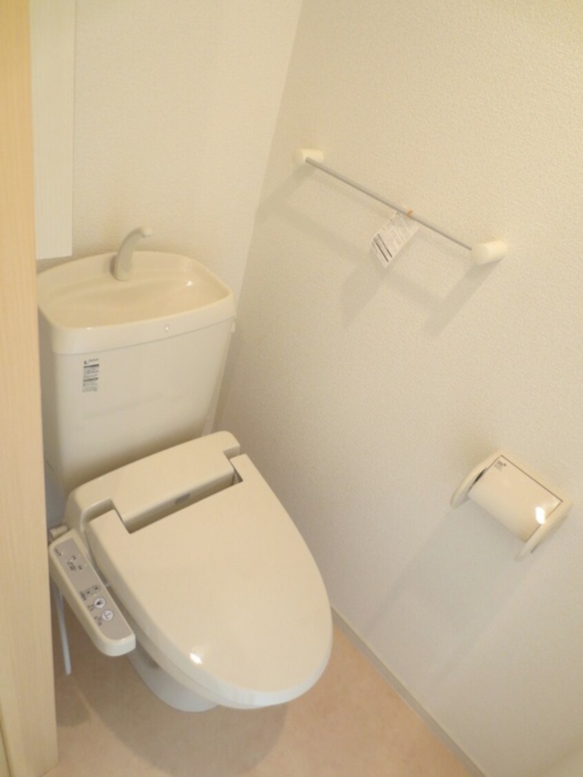 トイレ 花のワルツ嵯峨