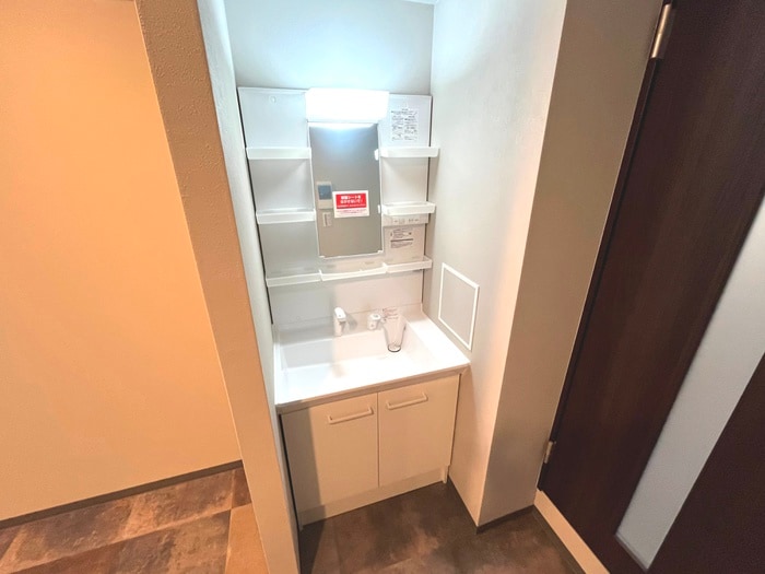 洗面 Ｌｕｓｔｏｒｅ 西宮北口 2