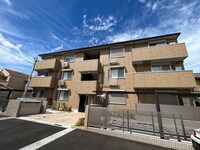 カーサアイリス