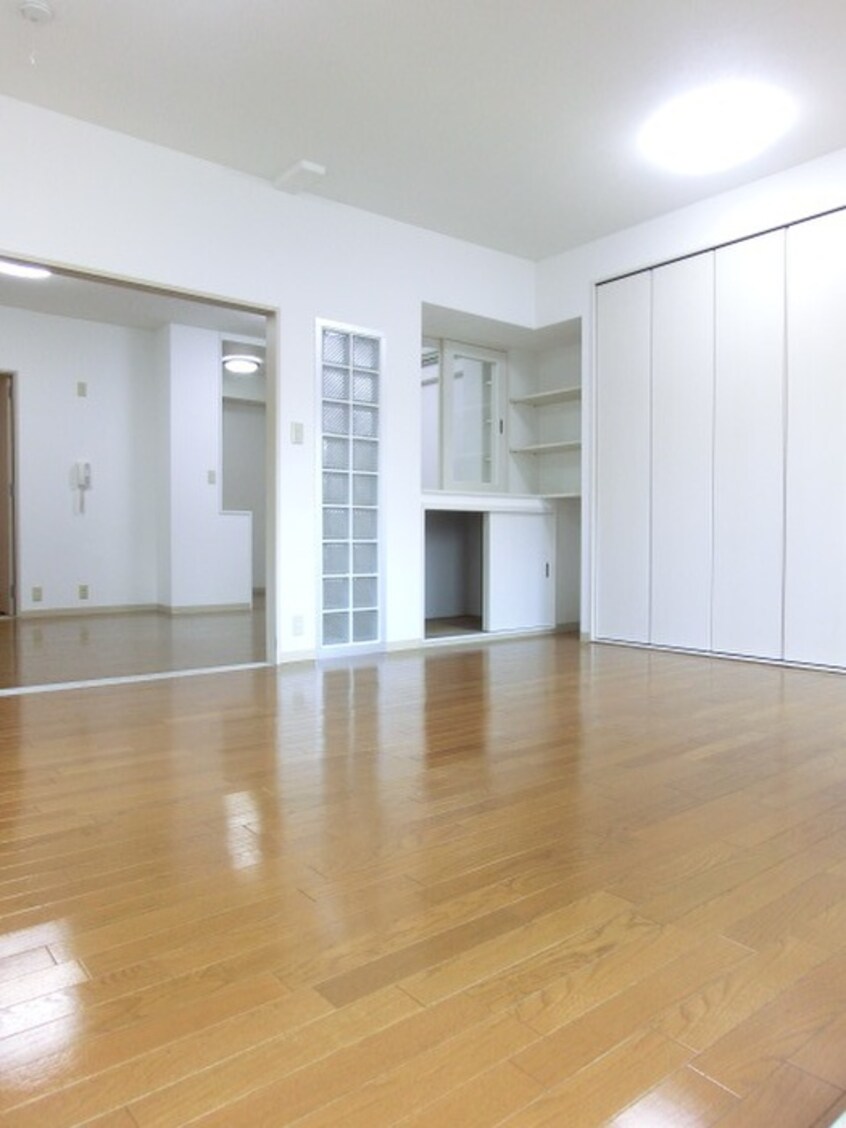 居室 ｃｅｄａｒ　ｖｉｌｌａｇｅ