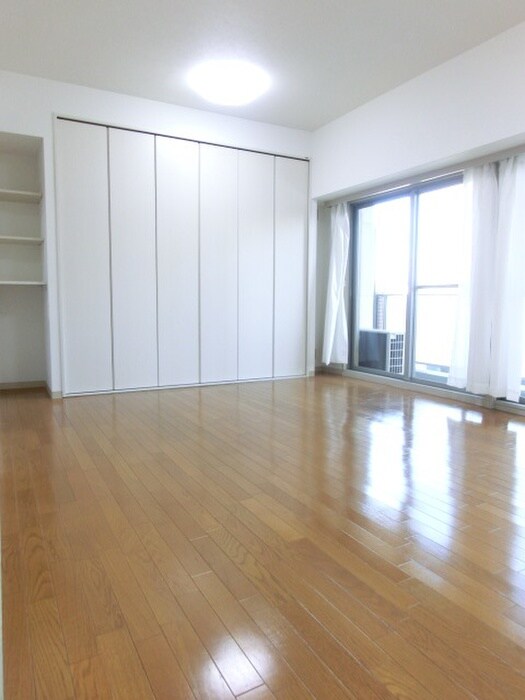 居室 ｃｅｄａｒ　ｖｉｌｌａｇｅ