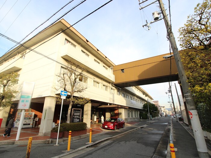 ボバース記念病院(病院)まで110m エストドミール東中浜