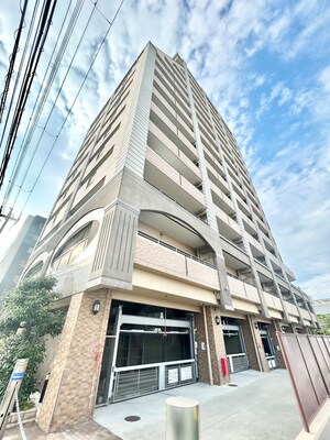 ﾌﾟﾚｽﾃｰｼﾞ西明石駅前ｸﾞﾗｯﾄﾞｼｪﾙ