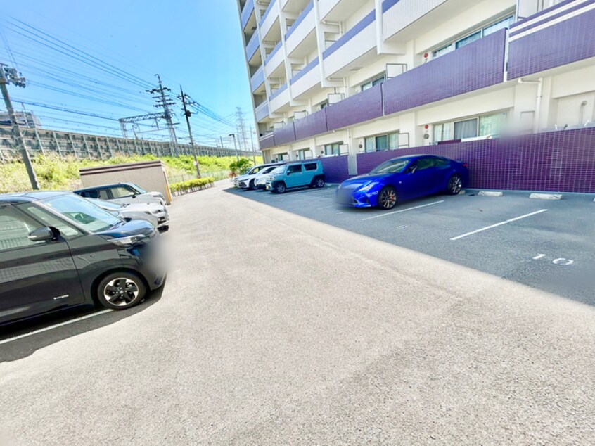 駐車場 ＬＵＯ　ＭＡＲＯＯＮ