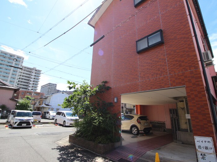 エントランス部分 プレステ－ジ六地蔵