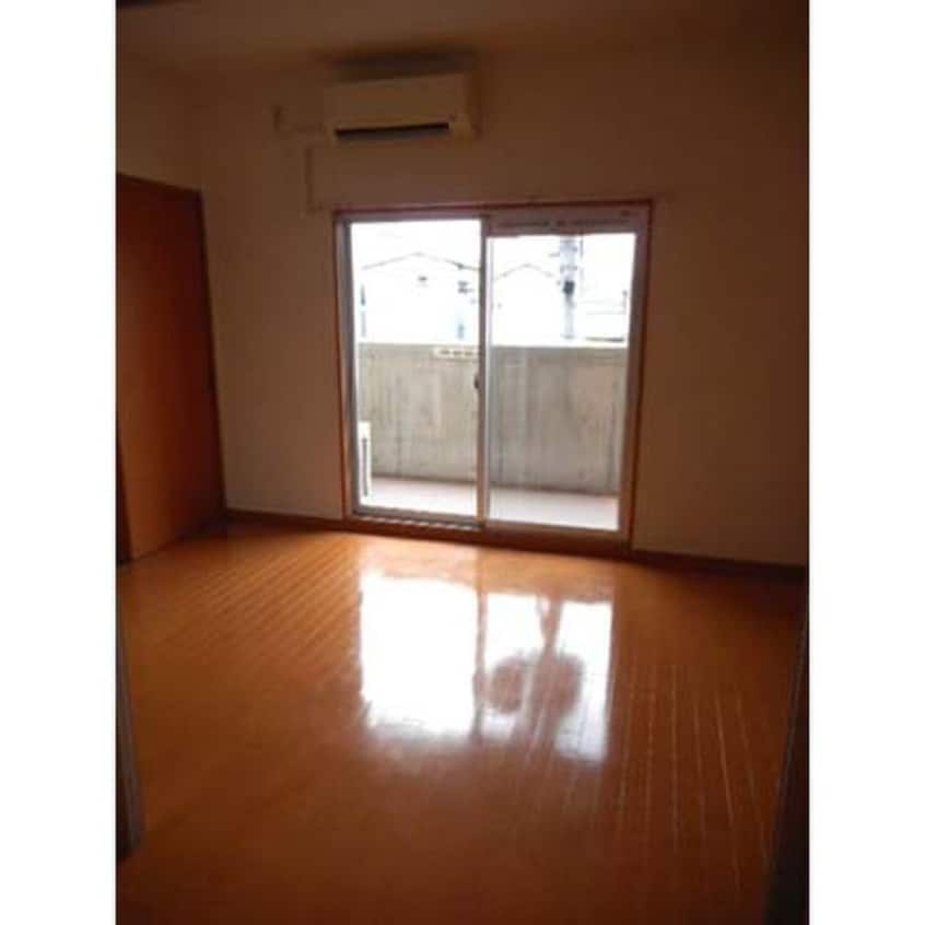 居室 メゾンフレール