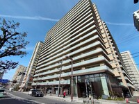 プレサンスロジェ草津