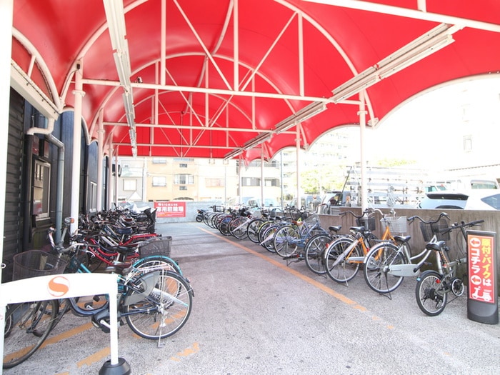 駐輪場 CREST沢之町