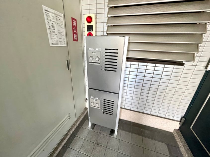 建物設備 ホ－リ－魚崎