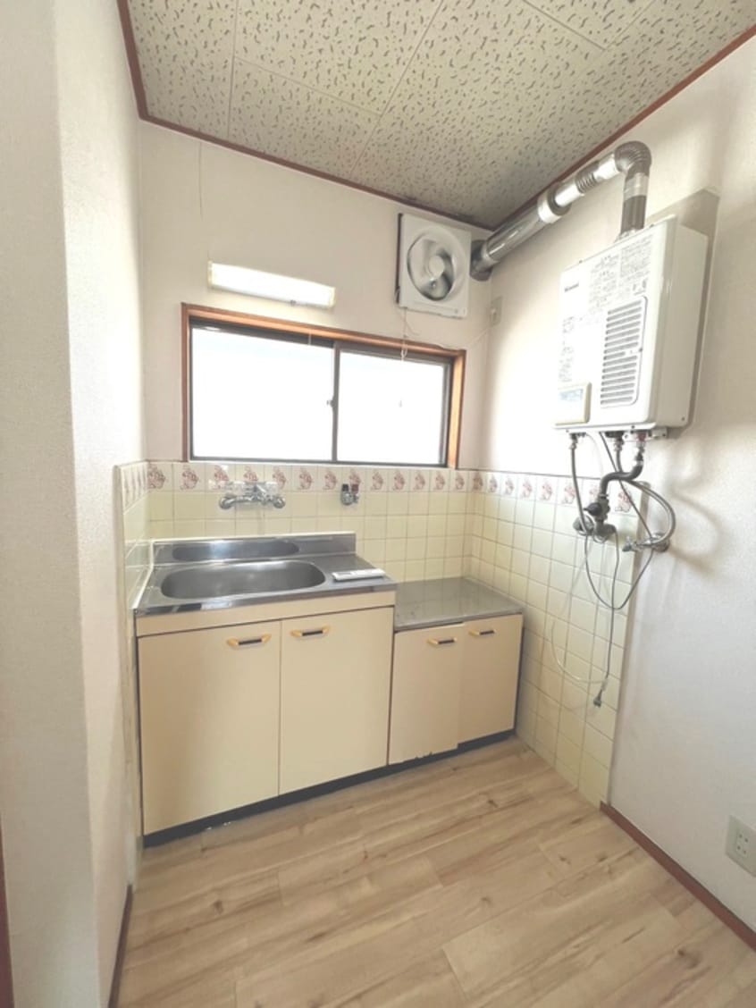 キッチン 小路ハウス右棟