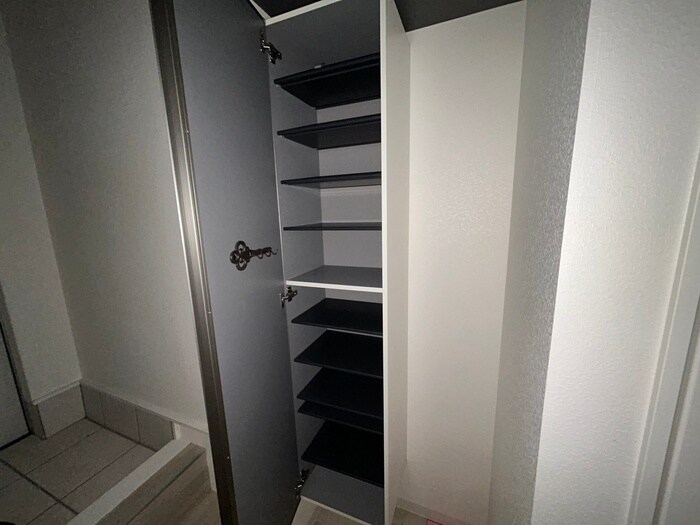 靴箱 あんしん＋大谷町08-2008